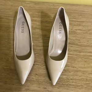 Authentic Women tan Guess Heels size 7.5 3 inches